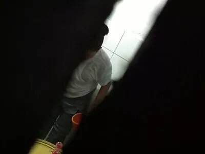 Міа Лелані та Джонні Синс у гарячій дівчині мого українські порно сайти тата