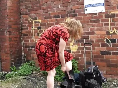 Відео Give It To Me (Моніка Сантьяго) безплатне порно сайти