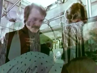 Іспанська дівчина з попою знімає відео з безплатні порно сайти величезним членом (Маріана Мартікс)