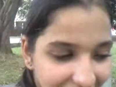 Вона бере хуй в дупу в публічному відео (Шерон Лі) безкоштовний порно сайт